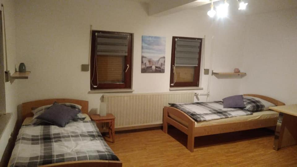 "Klein Und Fein"-Monteurzimmer Pohlheim Ngoại thất bức ảnh